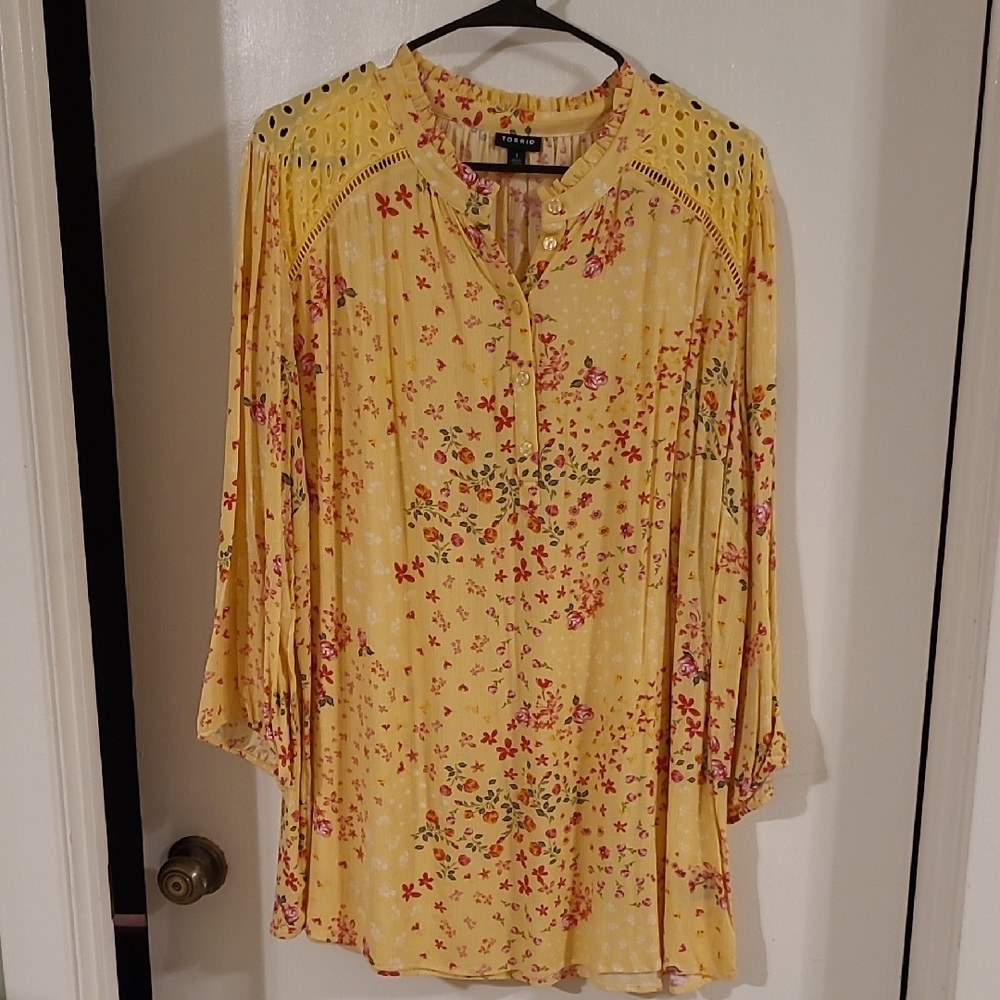 Torrid Yellow Floral Women's Top